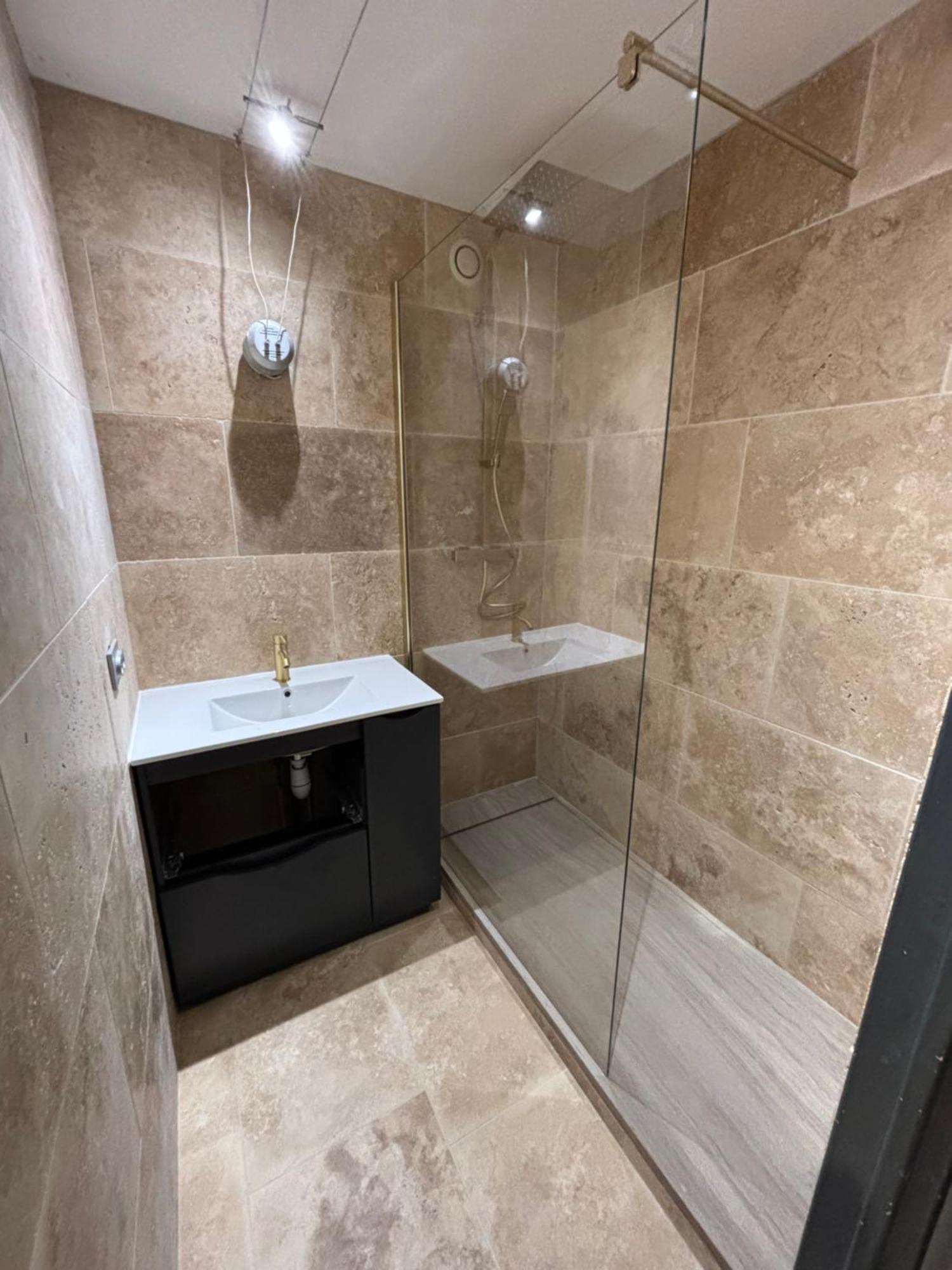 Magnifique Appartement Pied Dans L'Eau カンヌ エクステリア 写真