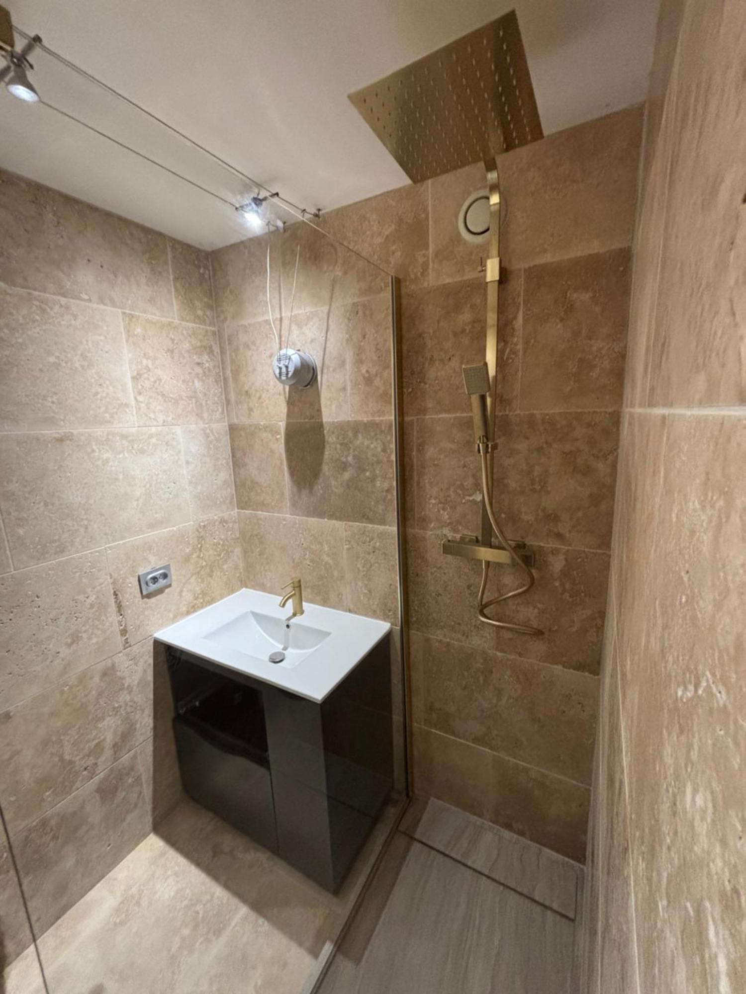 Magnifique Appartement Pied Dans L'Eau カンヌ エクステリア 写真